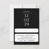 Eenvoudige zwart-wit speciale datum bruiloft RSVP kaartje (Voorkant)