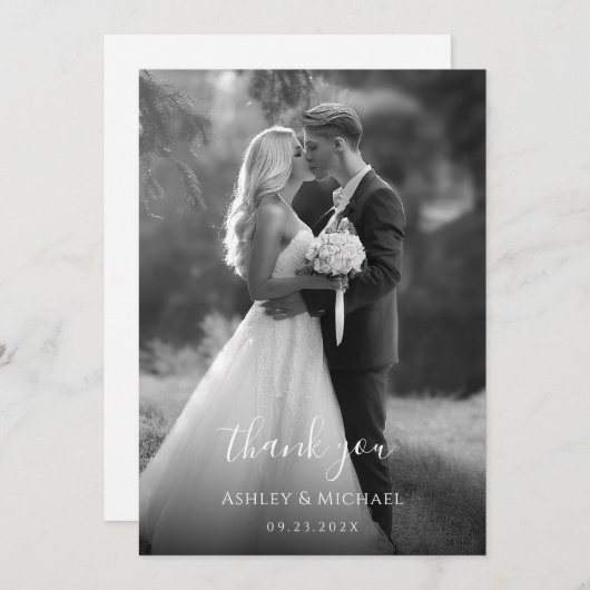 Eenvoudige zwart-wit trouwfoto Modern Script Bedankkaart (Voorkant / Achterkant)