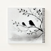Eenvoudige zwart-witte vogels die in bomen zitten notitieboek (Achterkant)