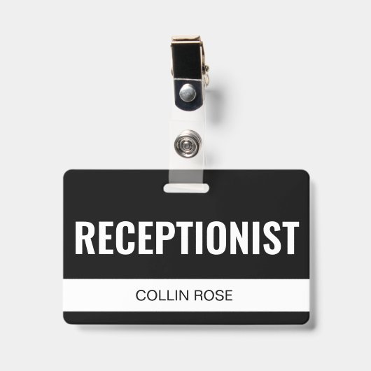 Eenvoudige zwarte aangepaste hotelreceptioniste pe badge (Voorzijde met clip)