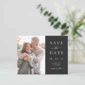 Eenvoudige zwarte foto Save the Date Wedding Aankondigingskaart (Staand voorkant)
