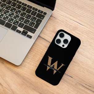 Eenvoudige Zwarte Gouden Typografie Monogram Scrip iPhone 15 Pro Case