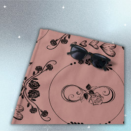 Eenvoudige zwarte harten, bloemig, oneindig op pru strandlaken