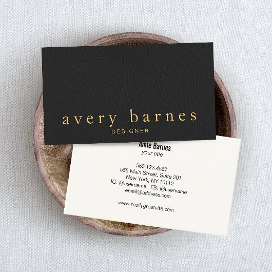Eenvoudige zwarte lederen blik van elegant visitekaartje