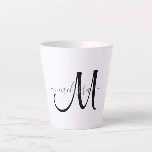 Eenvoudige zwarte monogram grijze scriptnaam latte mok (Voorkant)