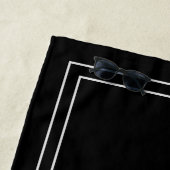 Eenvoudige zwarte monogram handdoeken van Elegant (In situ)