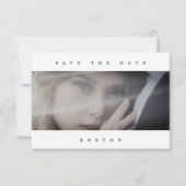 Eenvoudige Zwarte Witte Minimale Foto Bruiloft Save The Date (Achterkant)