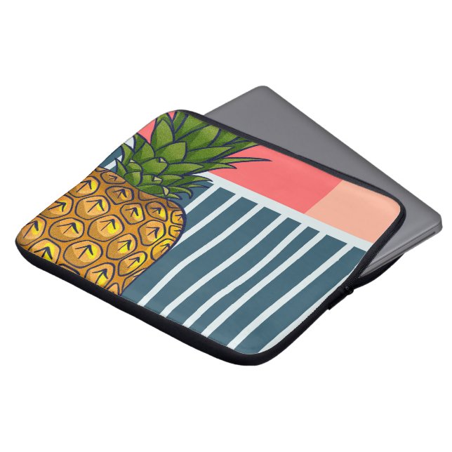 'Eenzame ananas' | Levendige pop-art Laptop Sleeve (Voorkant top)