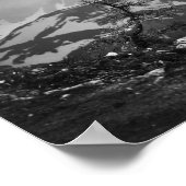 Eenzame boom met verbluffend uitzicht op bergen poster (Hoek)