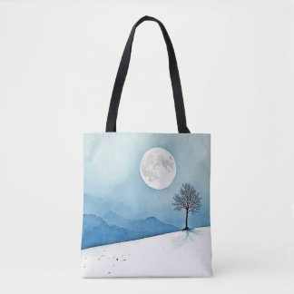 Eenzame Boom: Serene Volle Maan Stilte Kunst Tote Bag