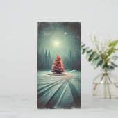 Eenzame helder kerstboom donkere winter Nacht Feestdagenkaart (Staand voorkant)