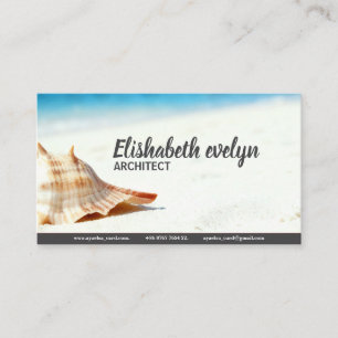 Eenzame schelp op ongerepte kust visitekaartje
