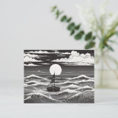 Eenzame zeilboot in maanverlichte golven briefkaart (Staand voorkant)
