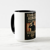 Eer Betonen – Veteranendag Tribute Design Mok (Voorkant links)