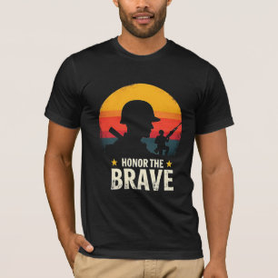 Eer de dappere veteraan silhouet zonsondergang t-shirt