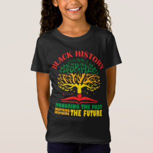 Eerbetoon aan het verleden en inspiratie voor de t t-shirt