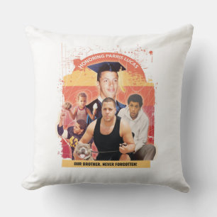 Eerbetoon aan Paris Lucas Pillow Kussen