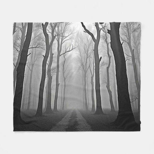 Eerie Foggy Forest Path Art Fleece Deken (Voorkant (Horizontaal))