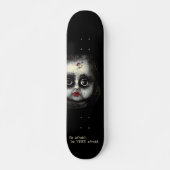 Eerie Gothic Doll met bloedhalloween Persoonlijk Skateboard (Voorkant)