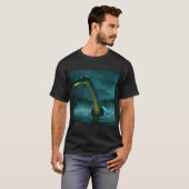 Eerie Loch Ness Monster met gloeiende ogen bij nac T-shirt (Voorkant volledig)