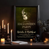 Eerie Night Spooky Skull Halloween Party Kaart