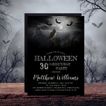 Eerie Owl Bats Night Halloween 30th Birthday Party Kaart<br><div class="desc">Spooky moonlit nacht achterbelicht een uil op een boom omringd door het opwarmen van de 30ste uitnodiging van de Birthday Party.</div>