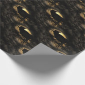 Eerie Raven Silhouette tegen een gloeiende maan Cadeaupapier (Hoek)