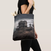 Eerie Seclusion Tote Bag (Dichtbij)