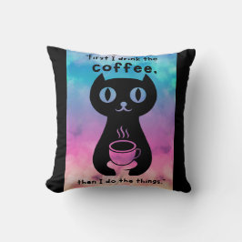Eerst drink ik de koffie, dan doe ik dit kussen