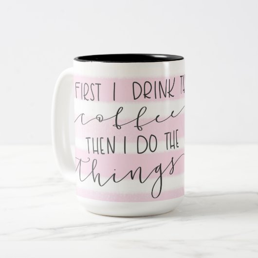 Eerst drink ik de koffieroze gestreept mok (Voorkant links)