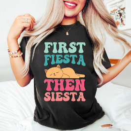 Eerst Fiesta dan Siesta | Grappige slaapkat T-shirt