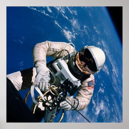 Eerste Amerikaanse Spacewalk (Gemini 4) Poster (Voorkant)