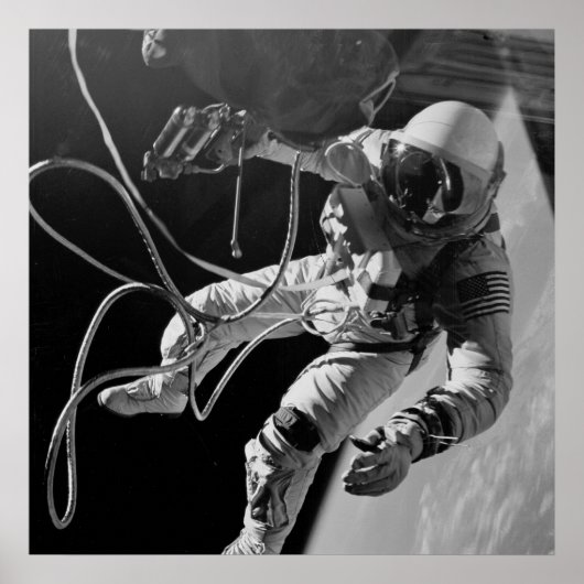 Eerste Amerikaanse Spacewalk (Gemini 4) Poster (Voorkant)
