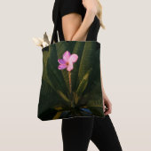 Eerste Bloei, Plumeria Tote Bag (Dichtbij)