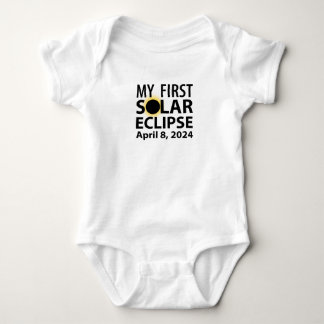 Eerste clipse van baby romper