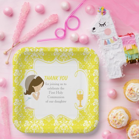 Eerste communie Brunette Girl Yellow Damask Papieren Bordje (Feest)