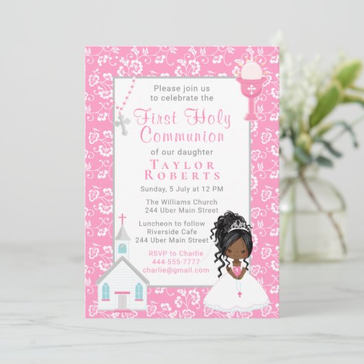 Eerste Communie Roze Bloemen Zwart Haar Huid Meisj Kaart (Staand voorkant)