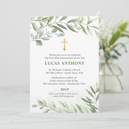 Eerste communie uitnodiging in groene eucalyptus (Staand voorkant)