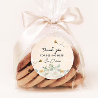 Eerste dag van de dag van de bijenbloem - meisje - ronde sticker