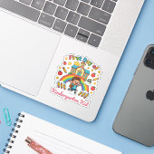 Eerste dag van de kleuterschool sticker voor terug (Laptop met iPhone)