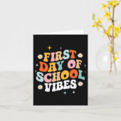 Eerste dag van de school vibes retro groovy stijl kaart (Gele Bloem)