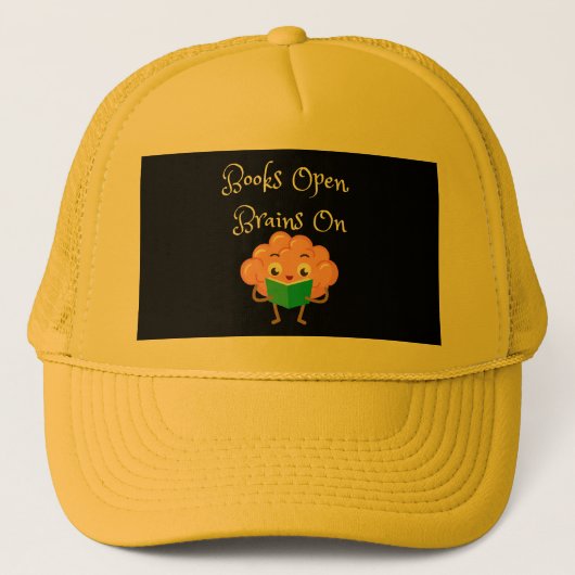 EERSTE DAG VAN SCHOOL, BOEKEN OPEN BREINEN AAN, TE TRUCKER PET (Voorkant)