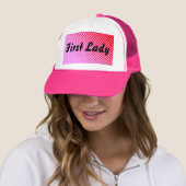 Eerste Dames Roze Hoed Trucker Pet (In situ)