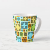 Eerste dingen eerste theepauze! Grappig Sinaasappe Latte Mok (Rechterhoek)