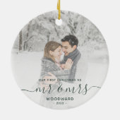 Eerste gehuwde kerstcadeaufoto, aangepast voor gro keramisch ornament (Achterkant)