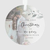 Eerste gehuwde kerstfoto Naam Jaar Ornament (achterkant)