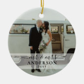 Eerste gehuwde Mr. en Mrs Wedding Foto Kerstmis Keramisch Ornament (Voorkant)