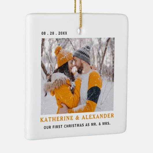 Eerste getrouwde kerst minimalistische moderne fot keramisch ornament (Rechts)