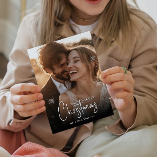 Eerste getrouwde kerst trouwfoto feestdagenkaart