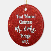 Eerste getrouwde Kerstmis Gepersonaliseerde Trouwd Keramisch Ornament (Links)